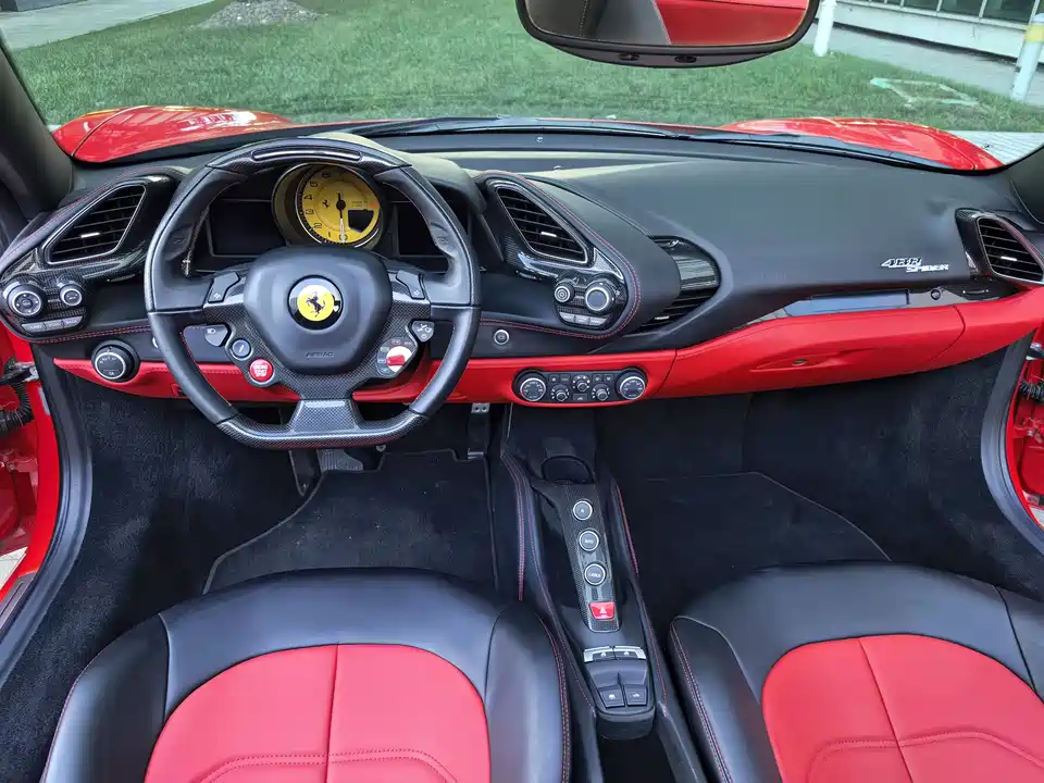 Ferrari 488