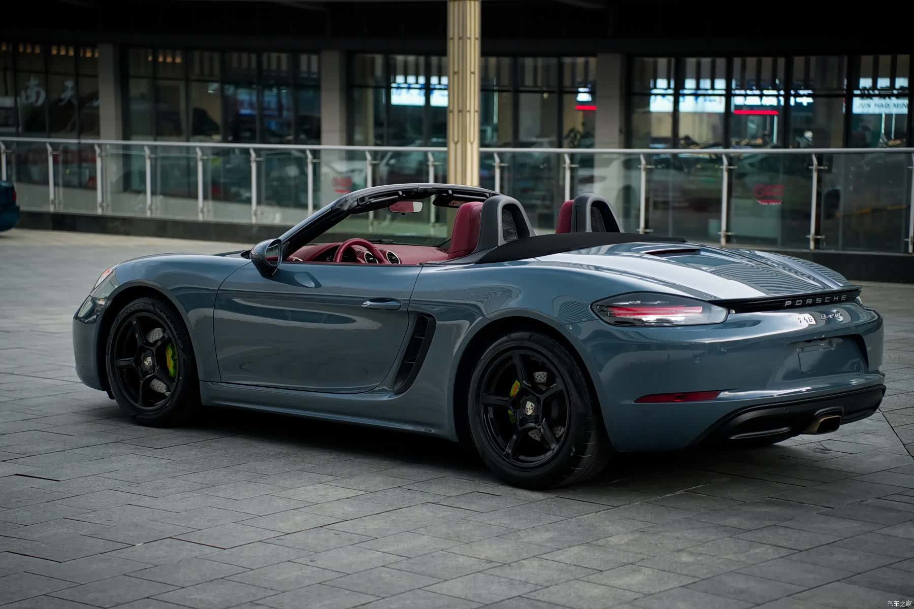 Porsche Boxster, 2016 15