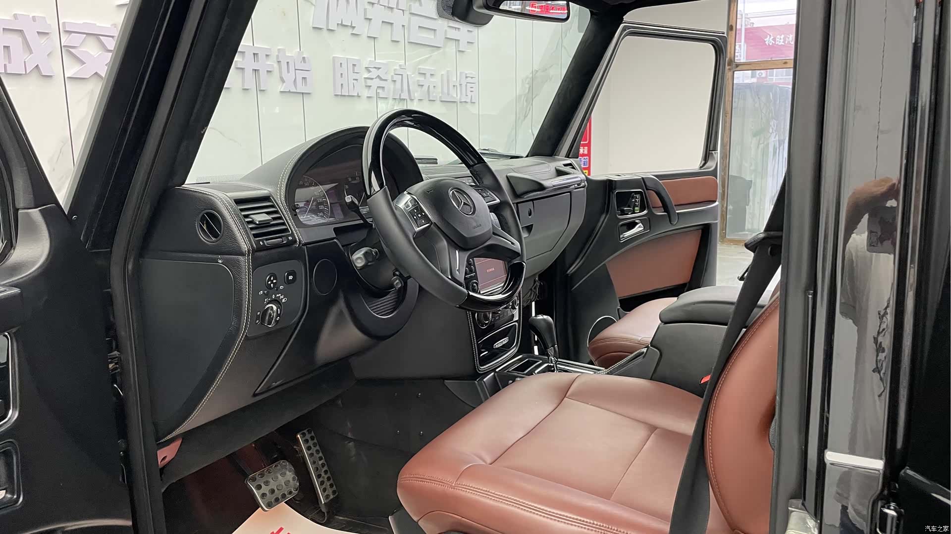 Mercedes-Benz G-Class, 2012 10