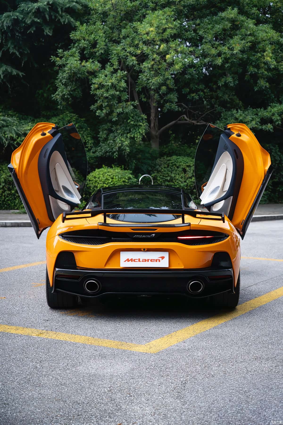 McLaren GT, 2023 9