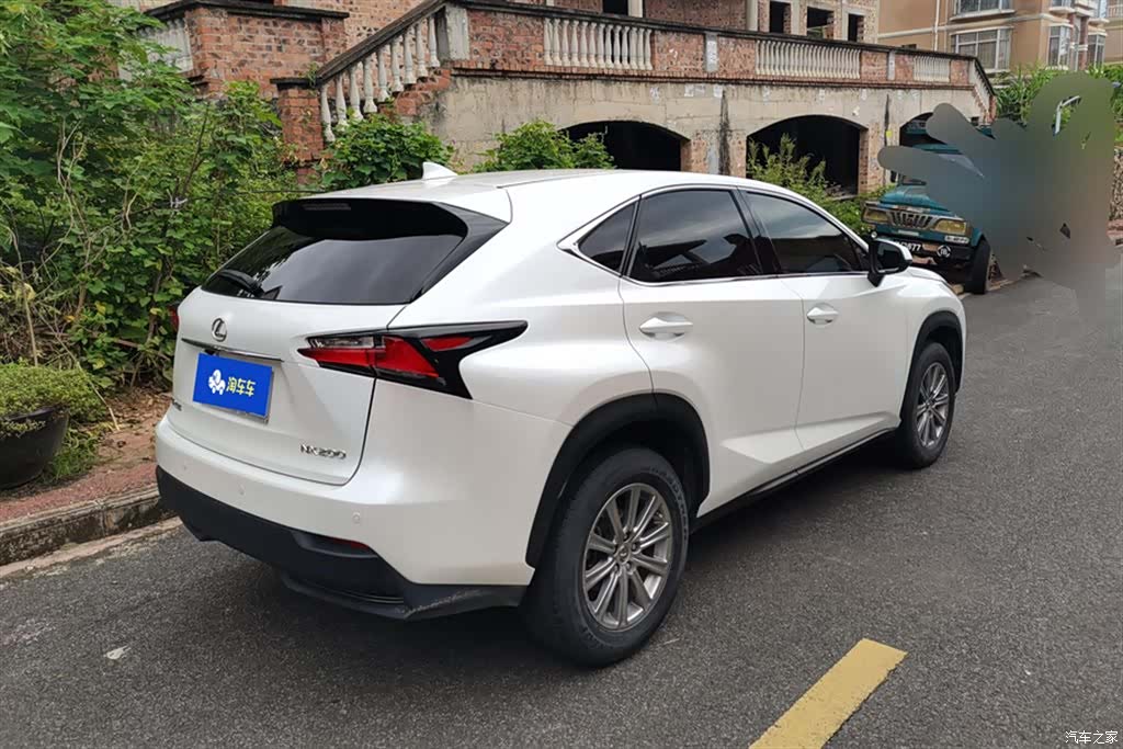 Lexus NX, 2016 3