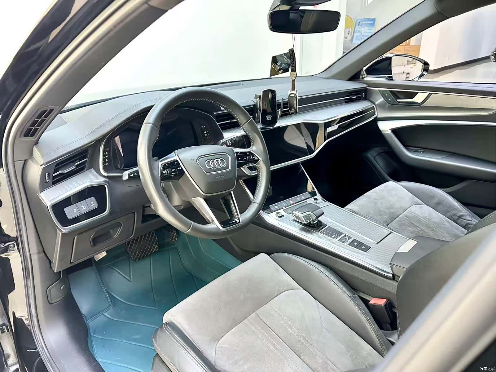 Audi A6L, 2021 9