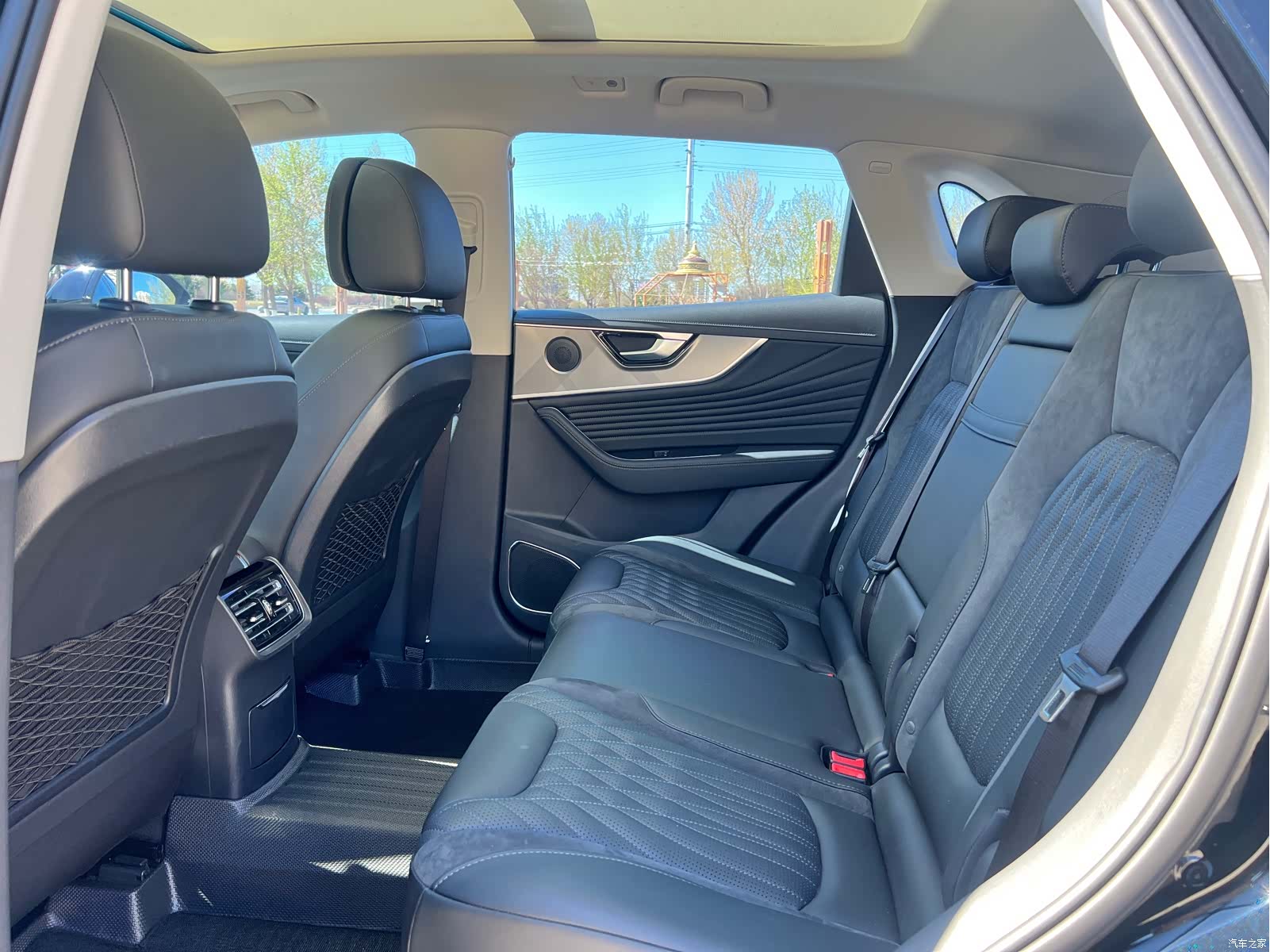 Hongqi HS5, 2023 все фото