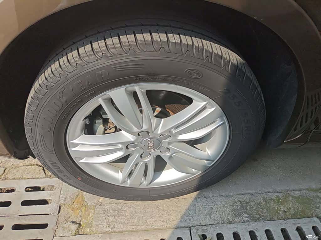 Audi Q3, 2015 23