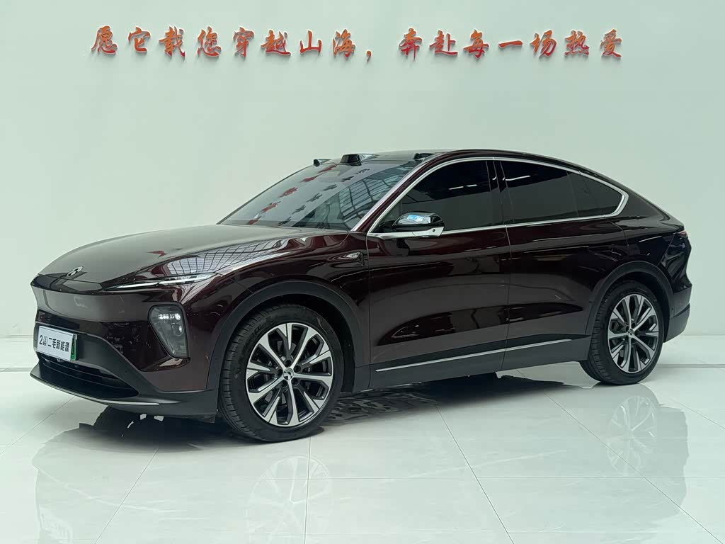 NIO EC7