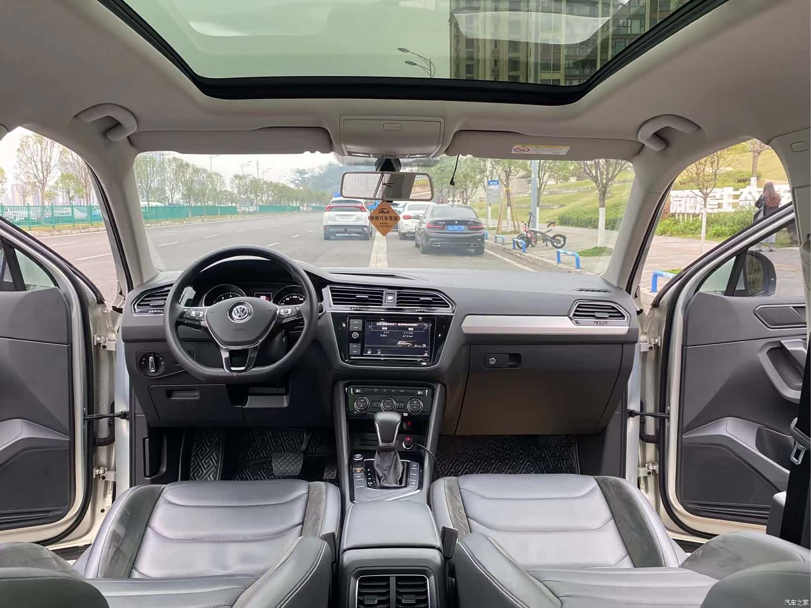 Volkswagen Tiguan L, 2019 6
