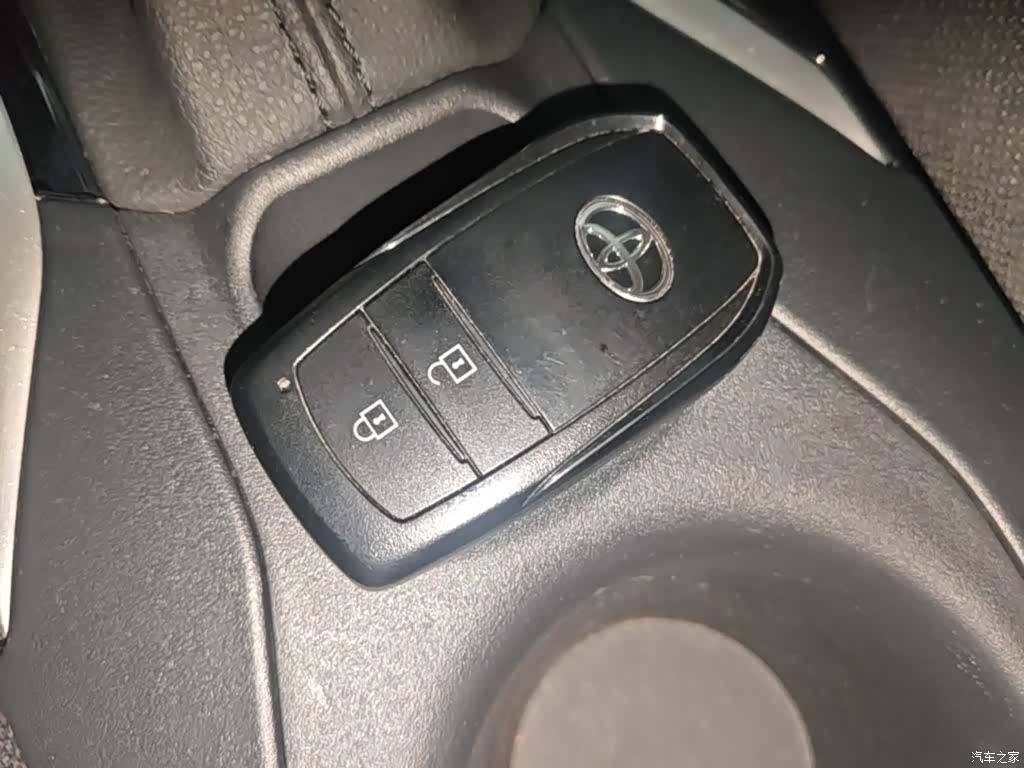 Toyota Frontlander, 2024 9