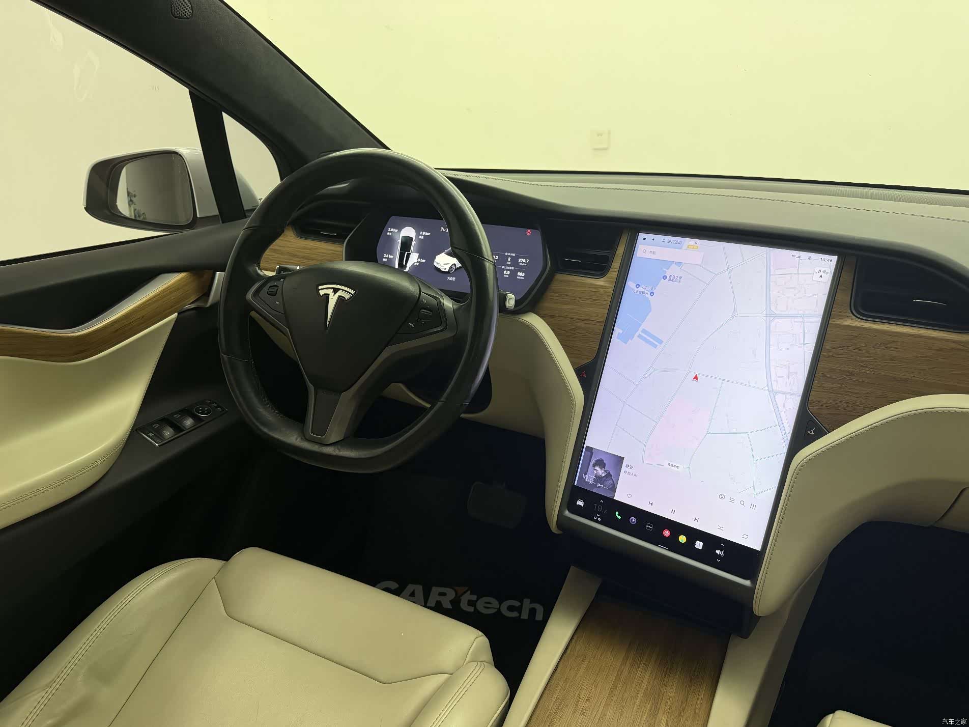 Tesla Model X, 2019 21