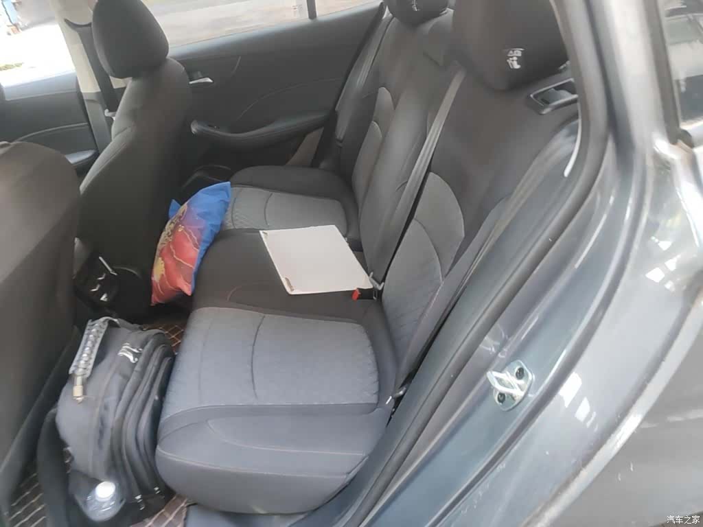 Roewe i5, 2025 17