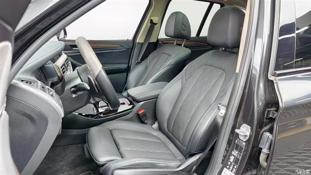 BMW X3, 2022 11