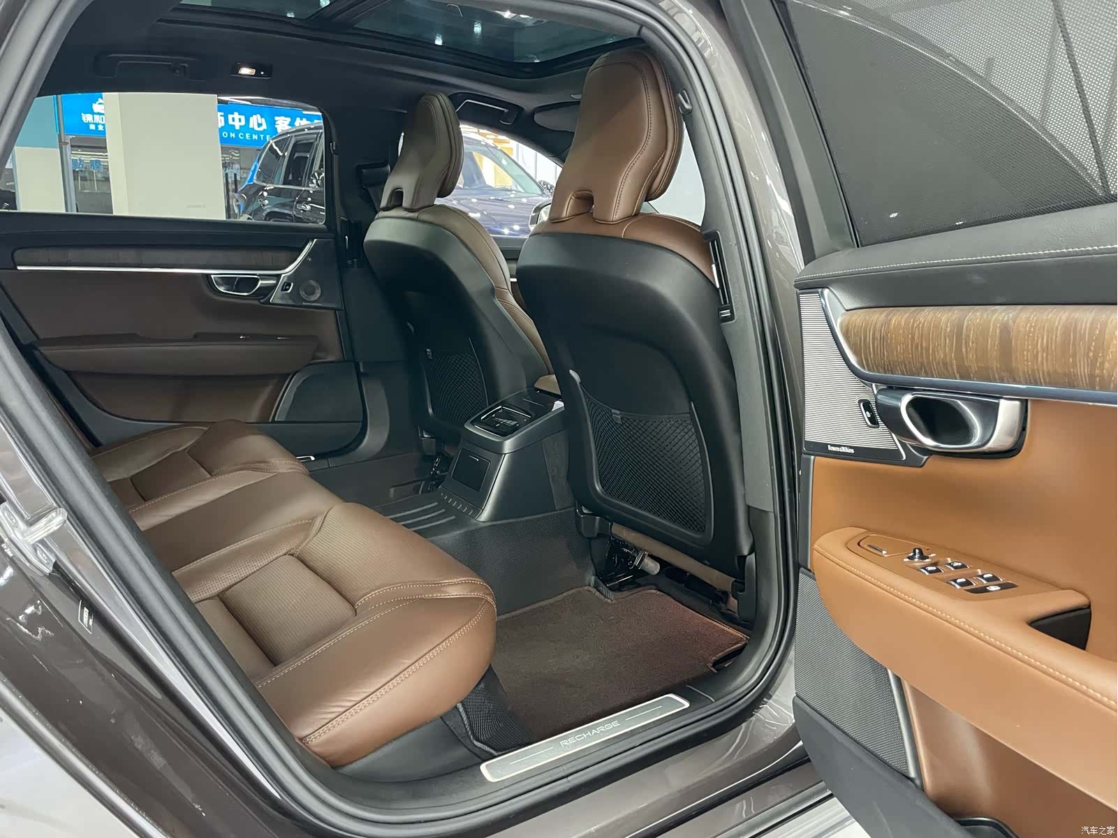 Volvo S90, 2022 11