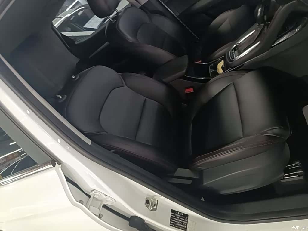 MG ZS, 2022 25