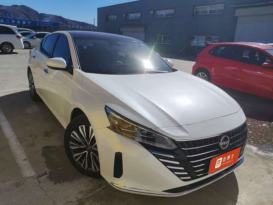 Nissan Altima 2024, фото 2