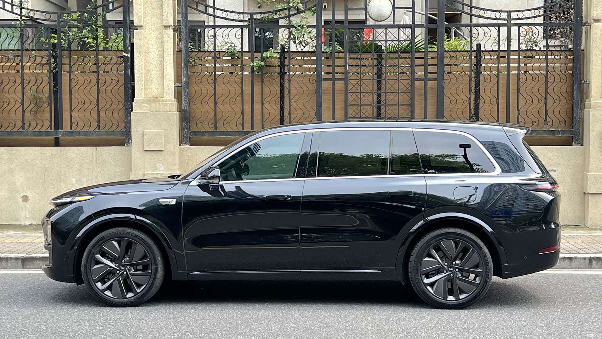 Li Auto L9, 2024 3