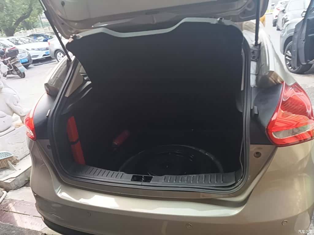Ford Focus, 2015 15