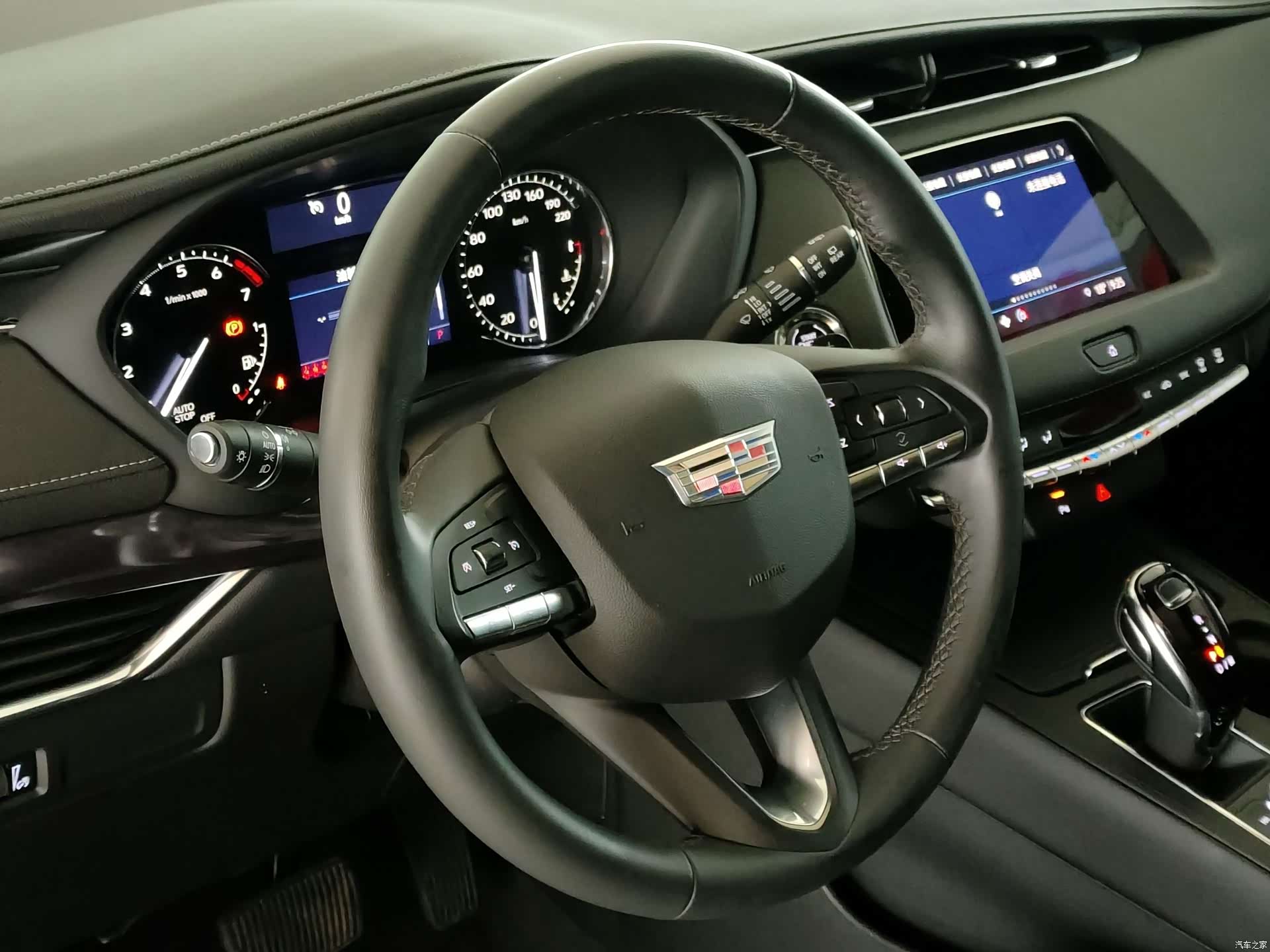 Cadillac XT4, 2022 19