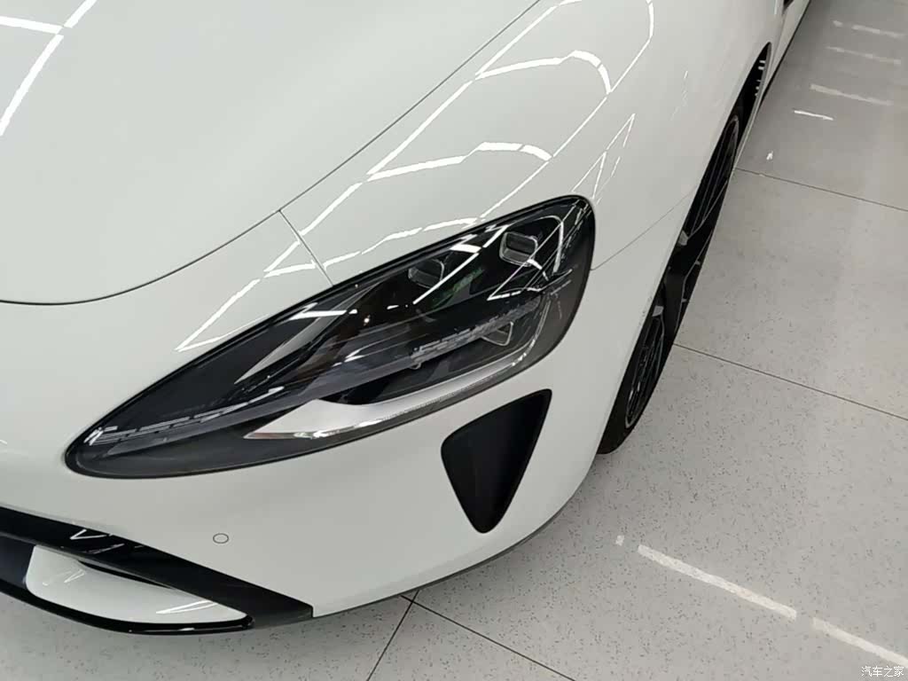 Xiaomi SU7, 2024 18