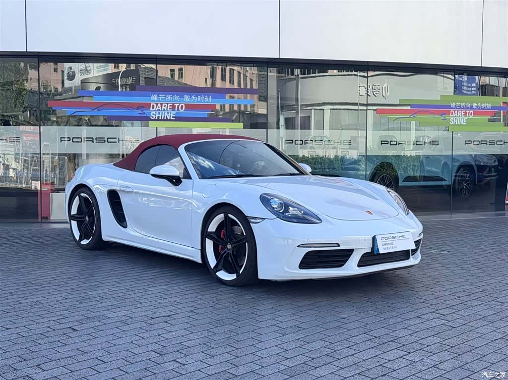 Porsche Boxster, 2022 3