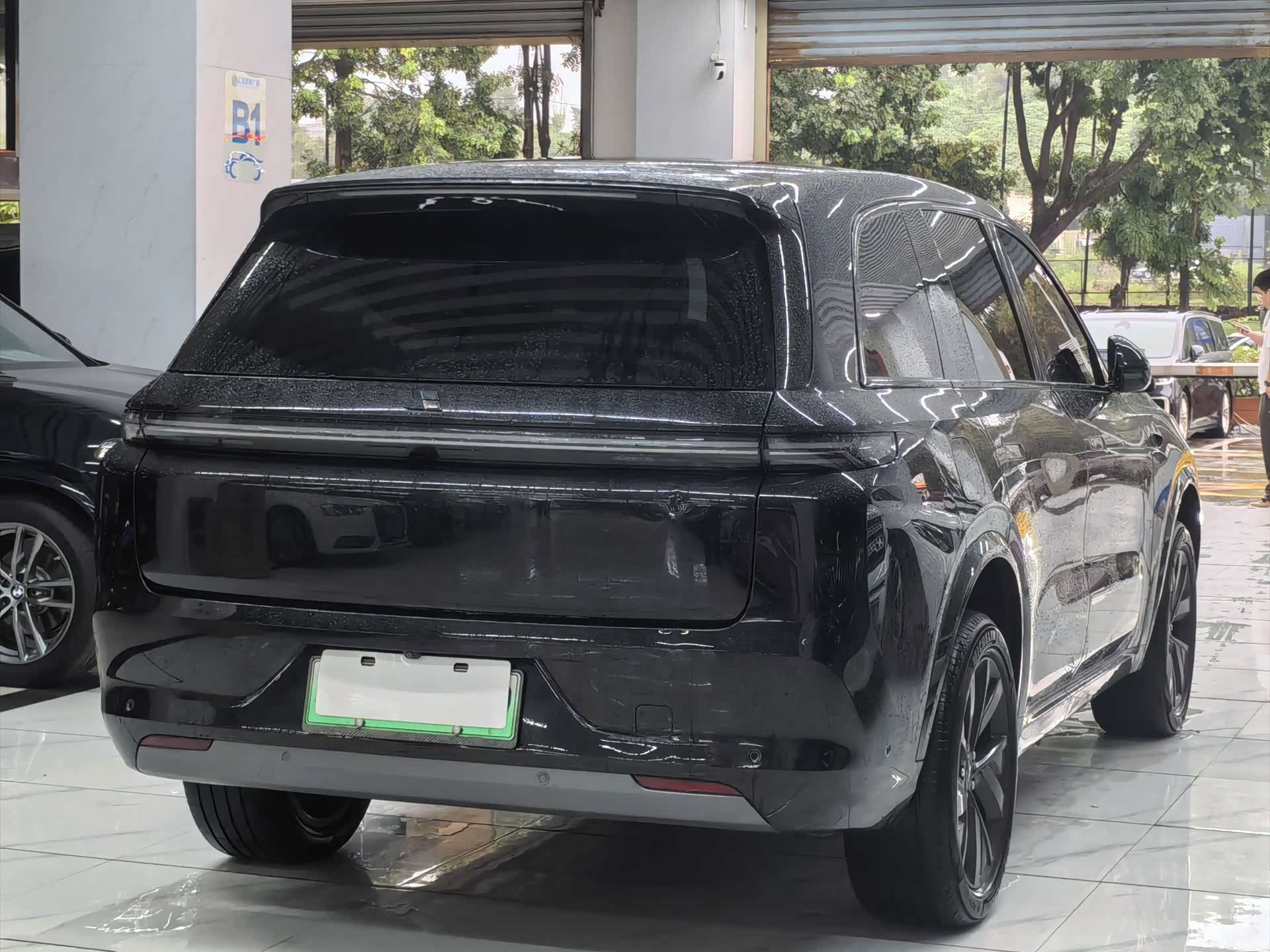 Li Auto L8, 2023 4
