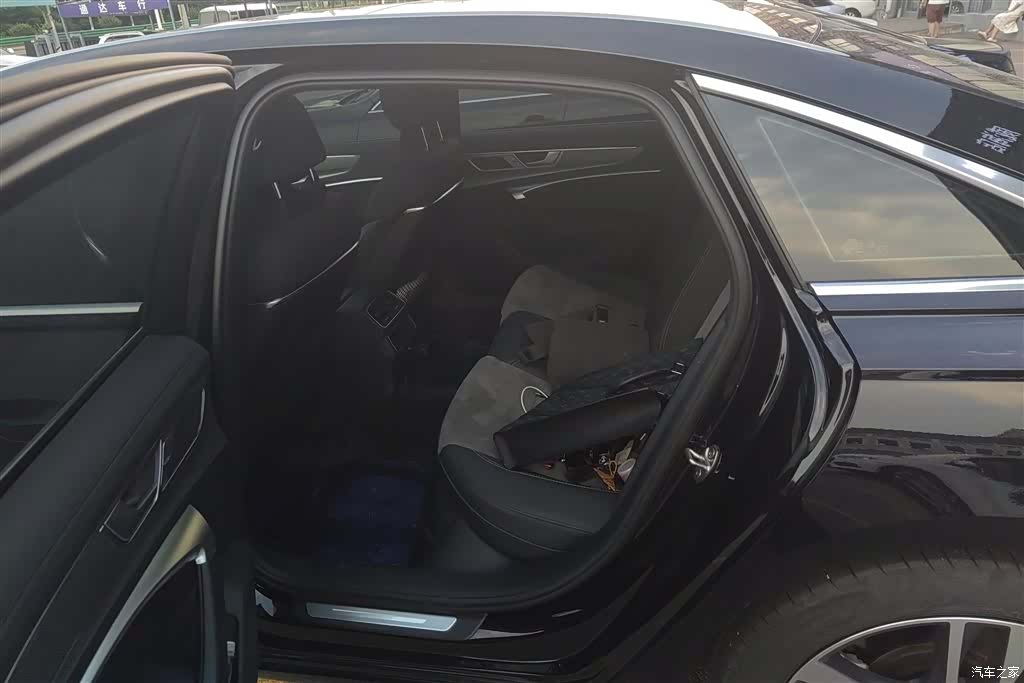 Audi A6L, 2023 11