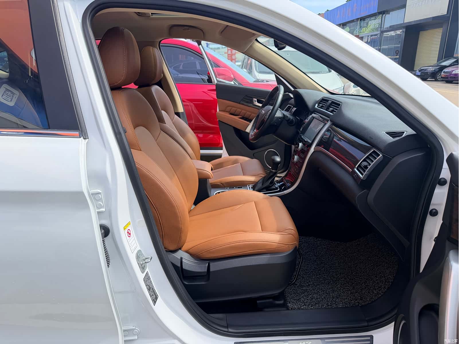 Haval H2, 2015 4