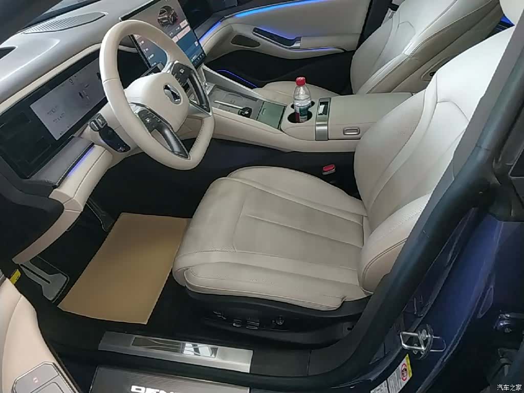 Denza Z9, 2025 15