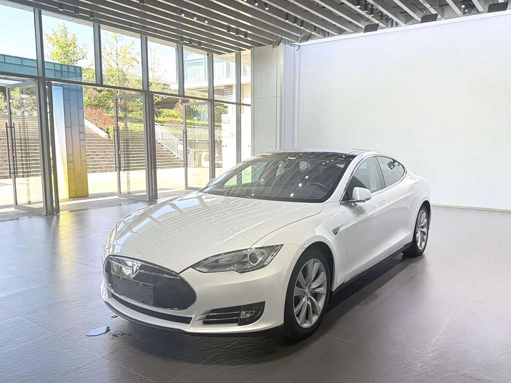 Tesla Model S 2014 Model S P85
