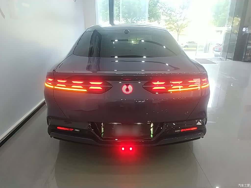 Denza Z9, 2025 6
