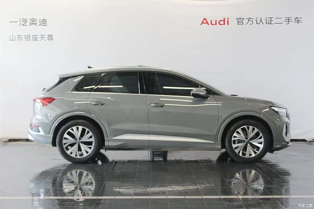 Audi Q4 e-tron, 2025 4