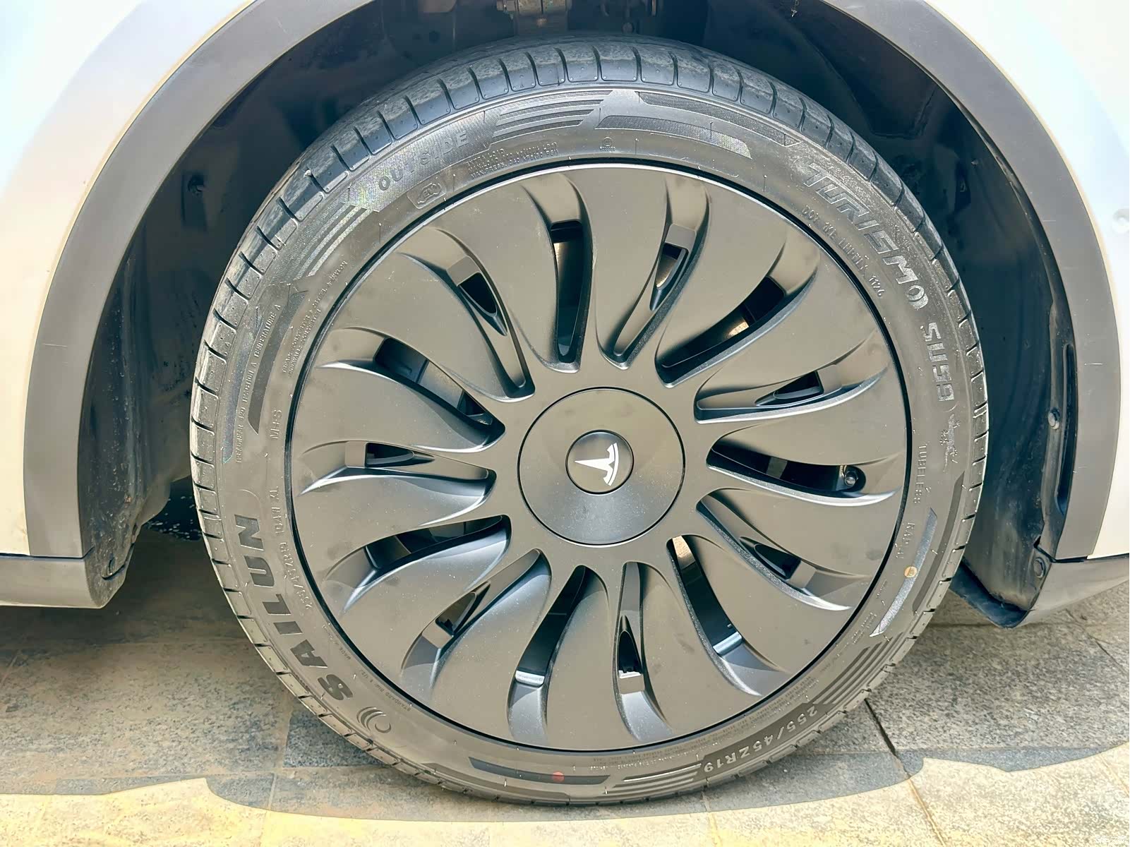 Tesla Model Y, 2022 12
