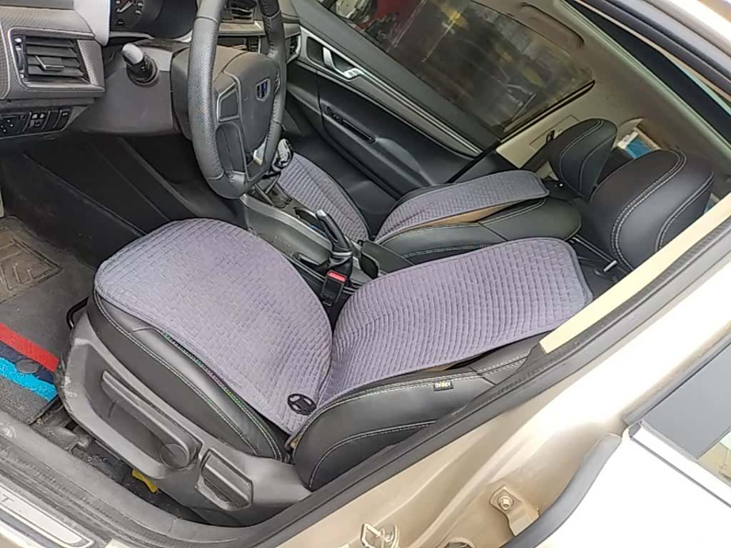 Geely Emgrand, 2016 15