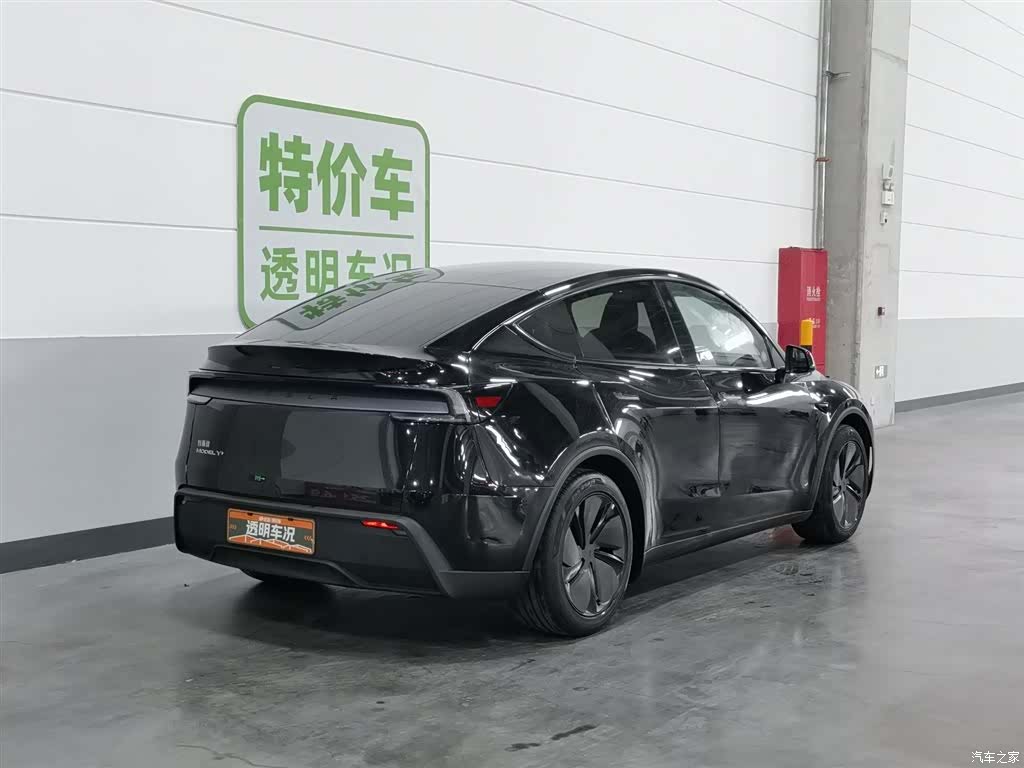 Tesla Model Y, 2025 2