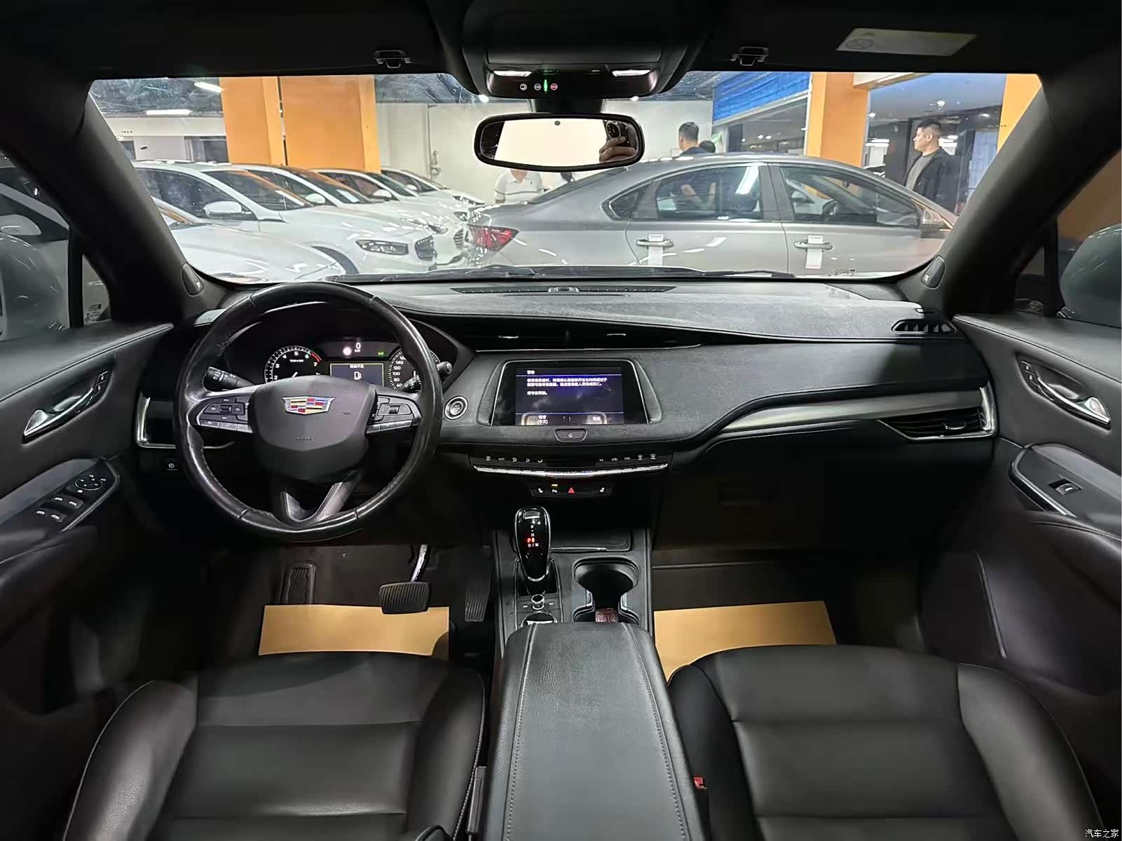 Cadillac XT4, 2020 4