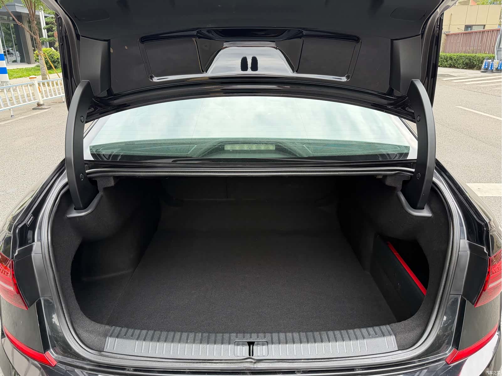 Volkswagen Passat, 2021 10