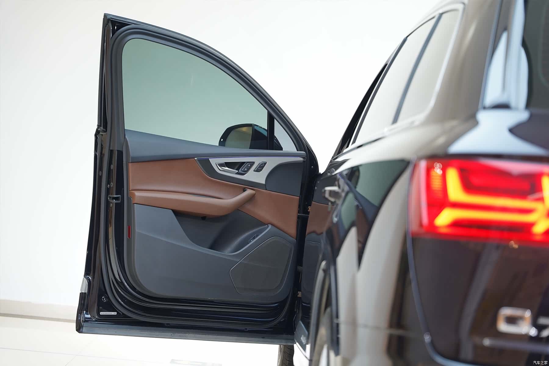 Audi Q7, 2019 11