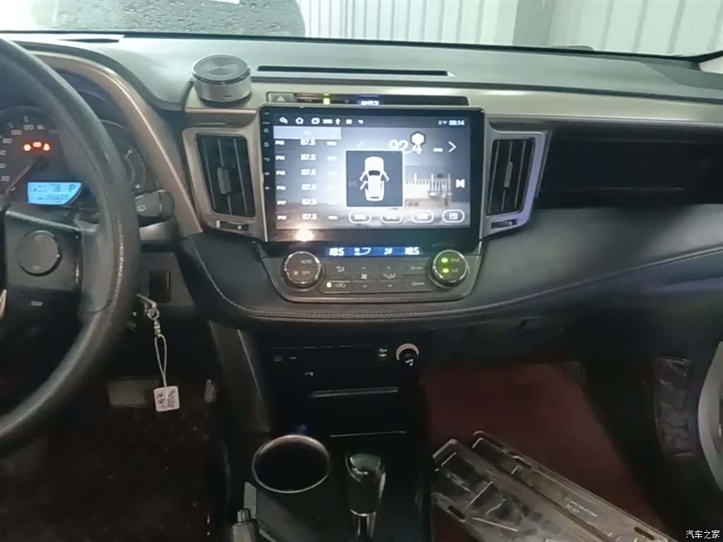 Toyota RAV4, 2016 13