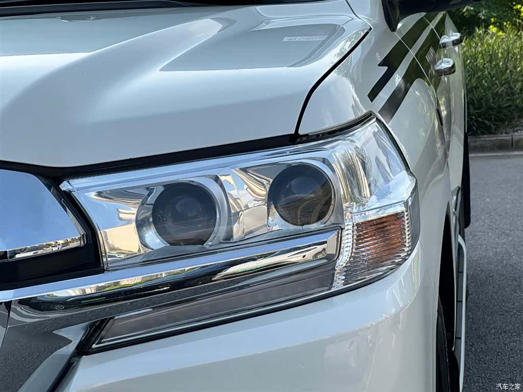 Toyota Land Cruiser, 2020 11