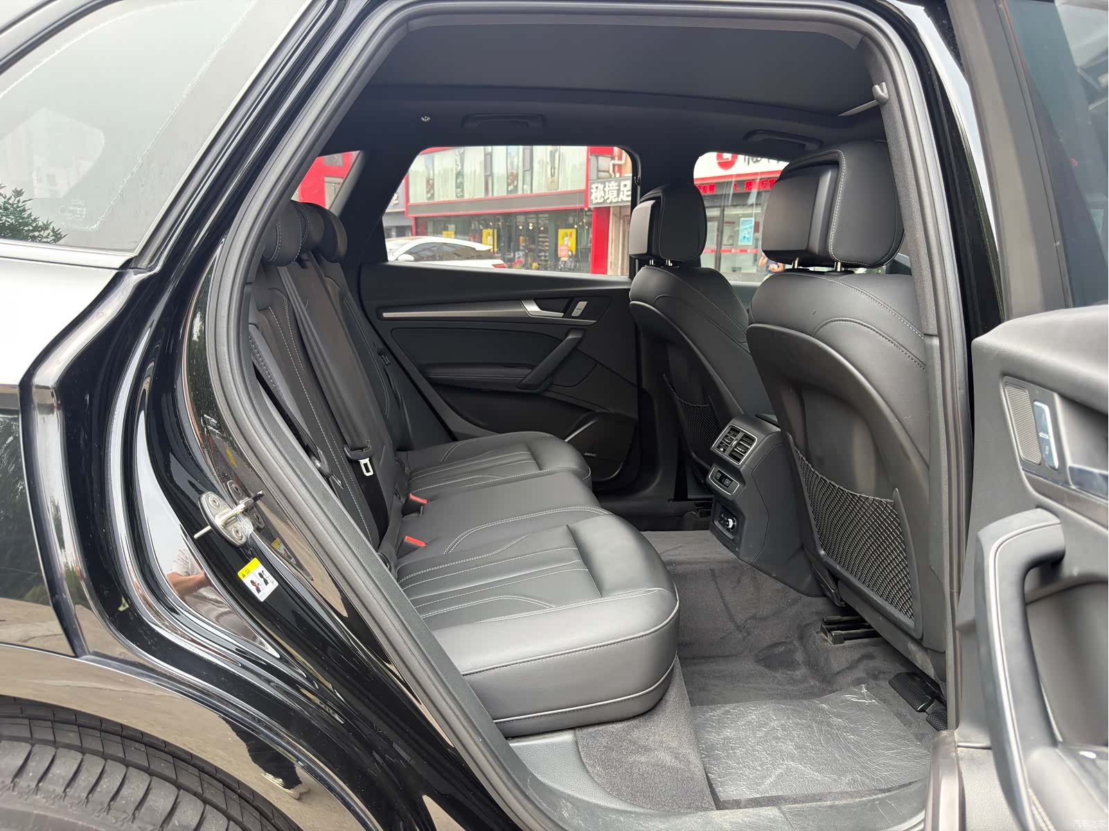 Audi Q5L, 2023 11