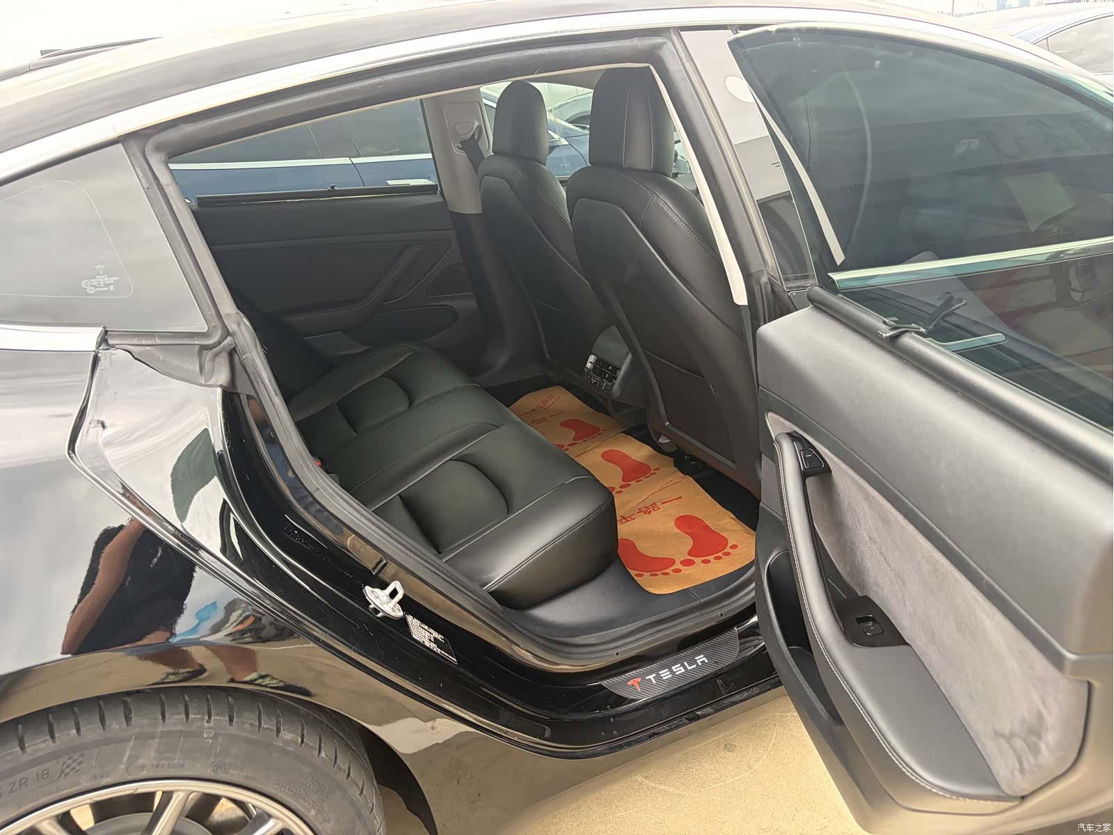 Tesla Model 3, 2020 4