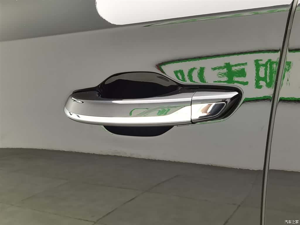 Hongqi HS7, 2025 18