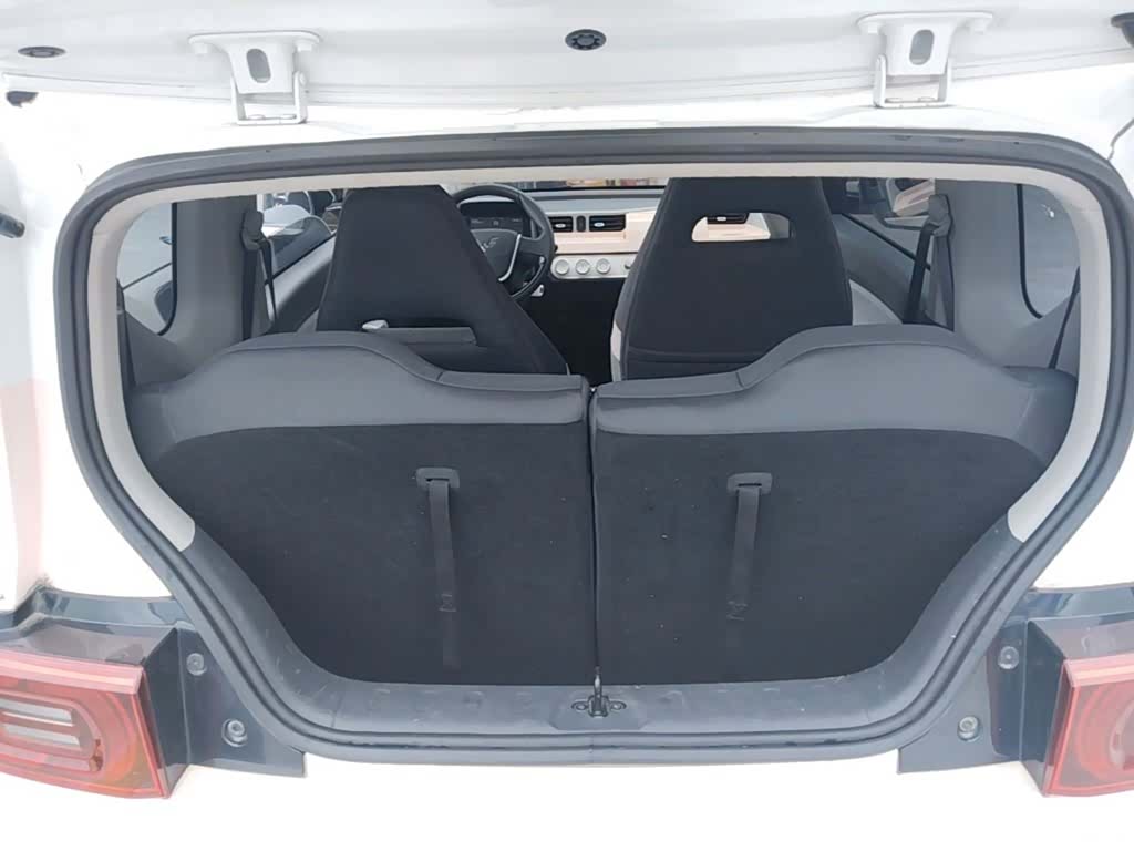 Wuling MINIEV, 2021 19