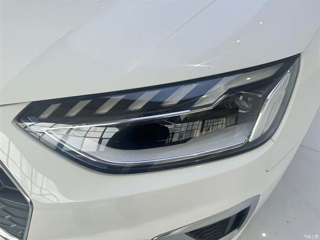 Audi A4L, 2021 12