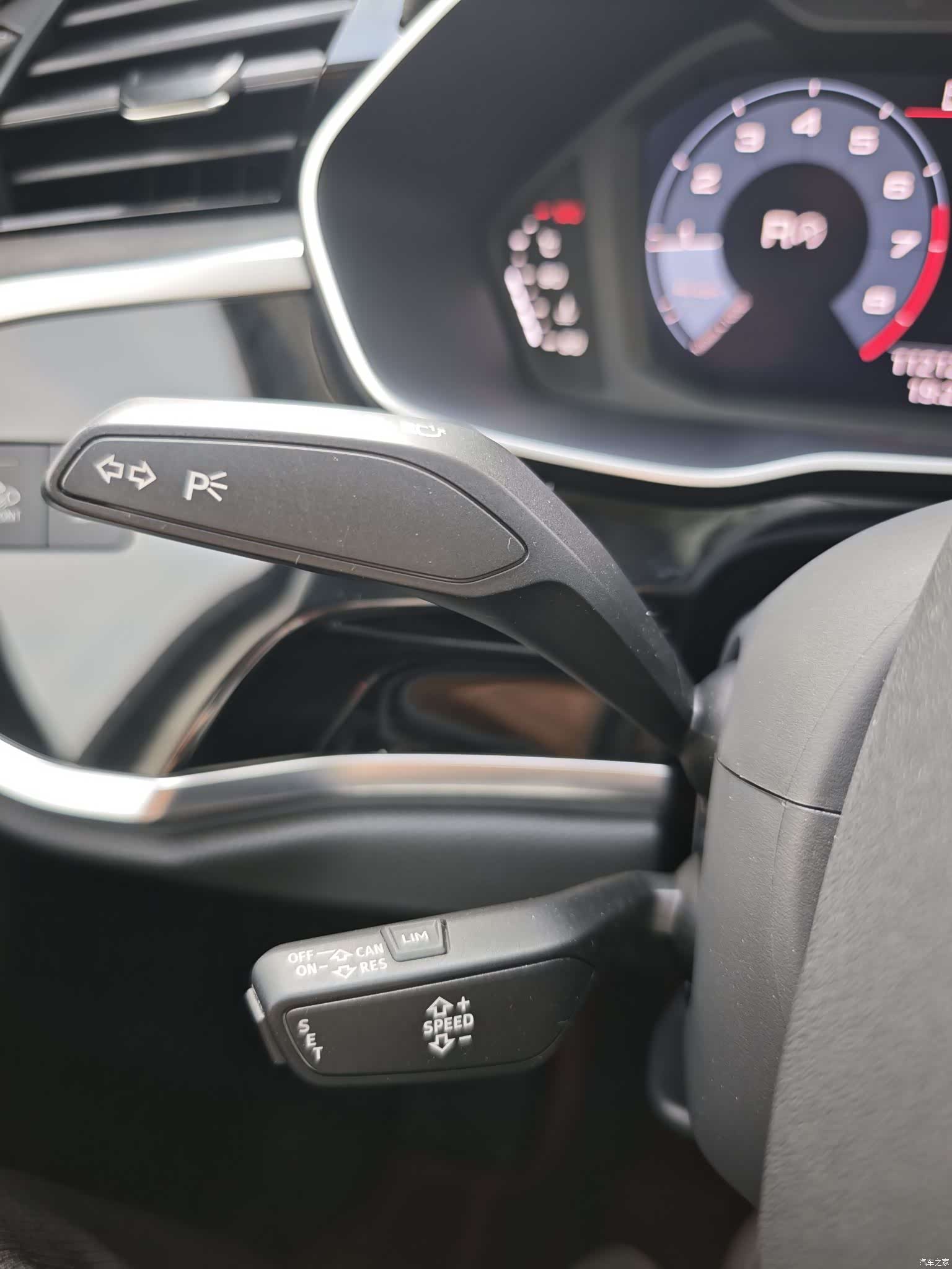 Audi Q3, 2021 13