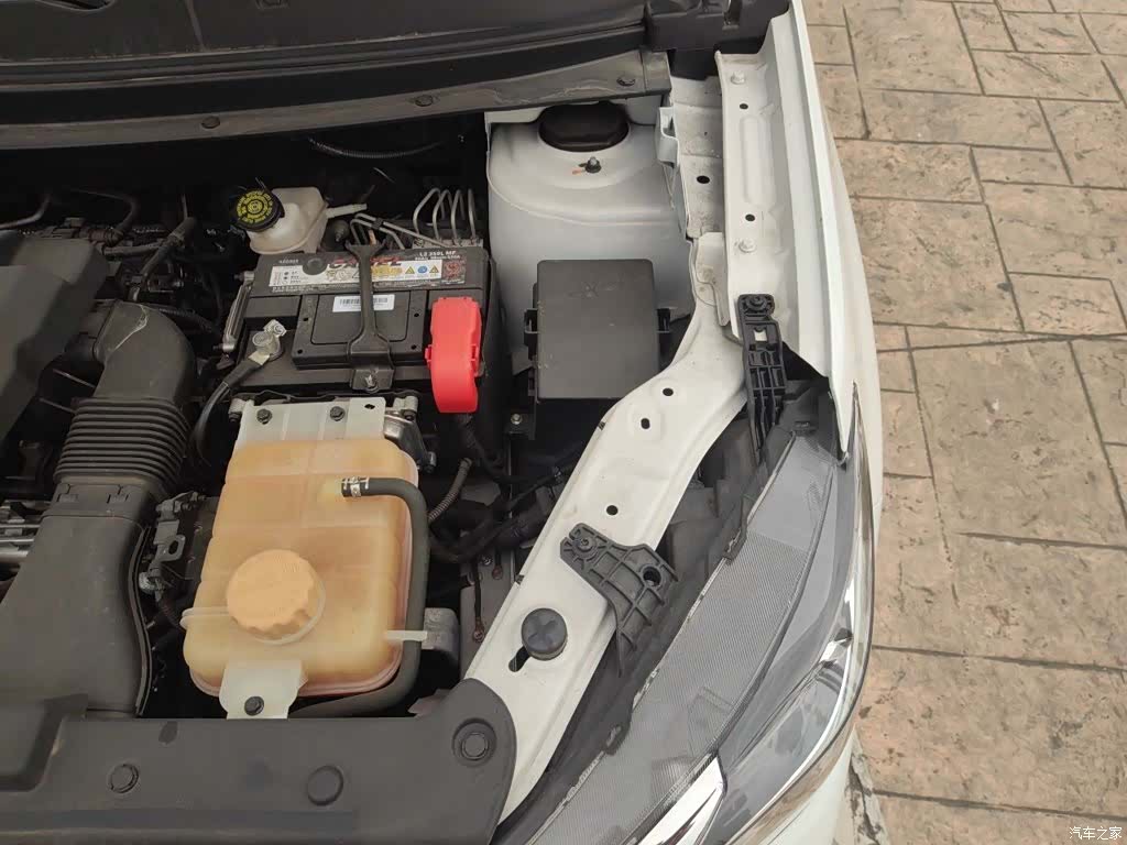 DongFeng T5, 2023 22