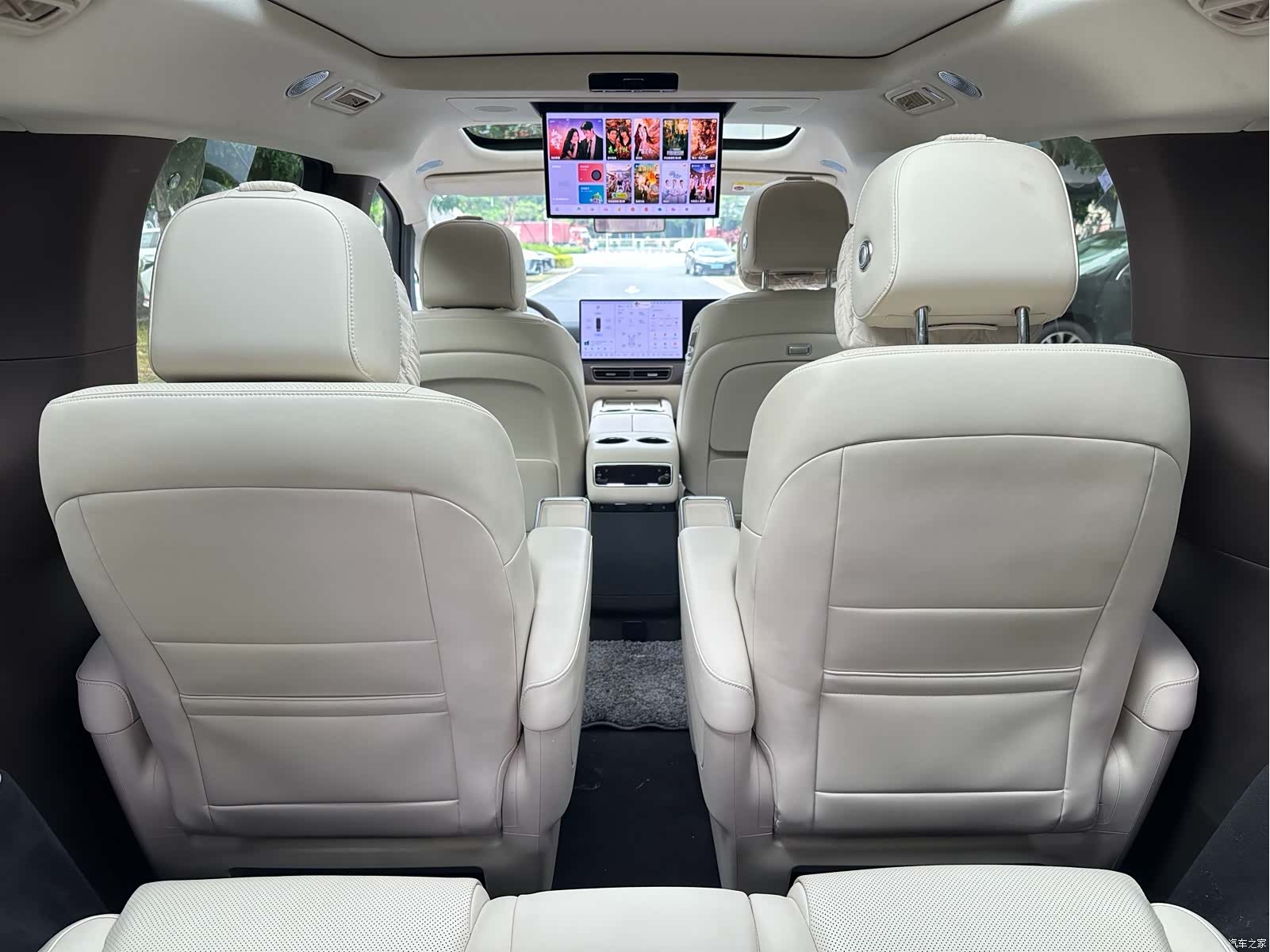 Li Auto MEGA, 2024 14