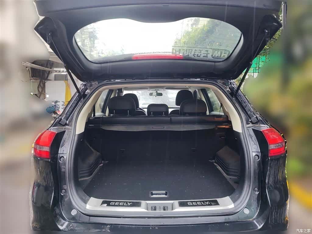 Geely Boyue, 2017 10