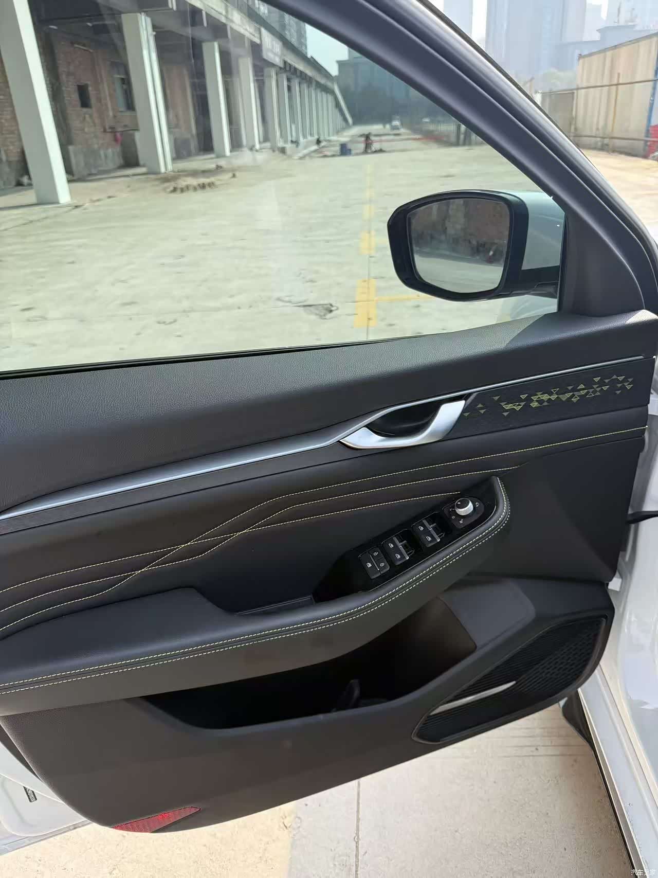 Geely Preface, 2024 14