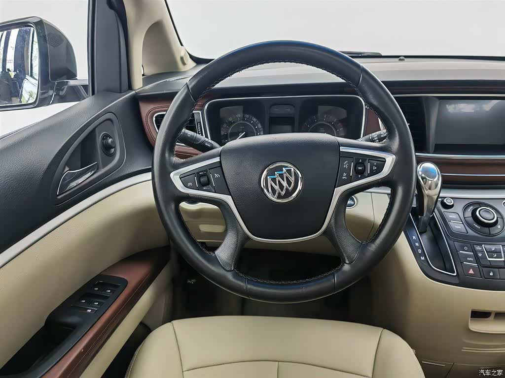 Buick GL8, 2017 11