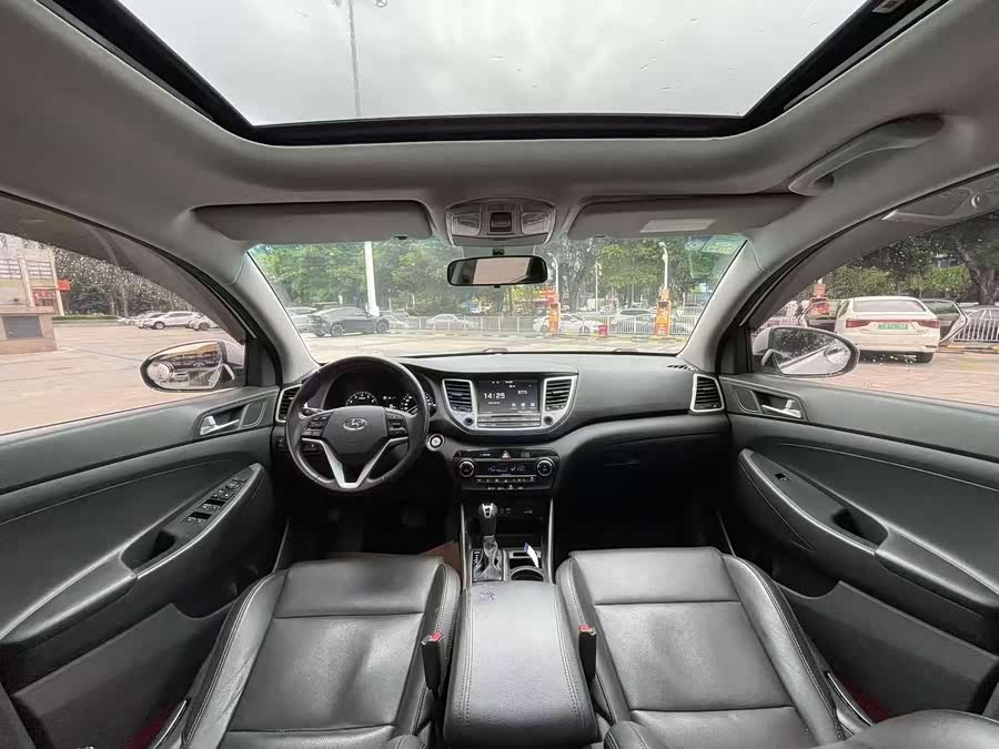 Hyundai Tucson 2016, фото 13