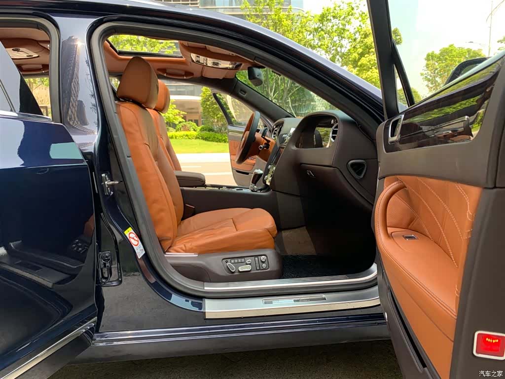 Bentley Flying Spur, 2013 10